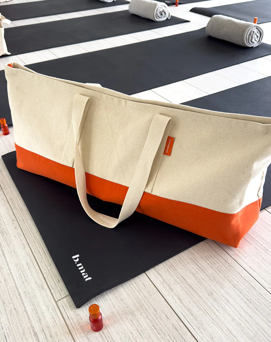 essentials tote - Image 3